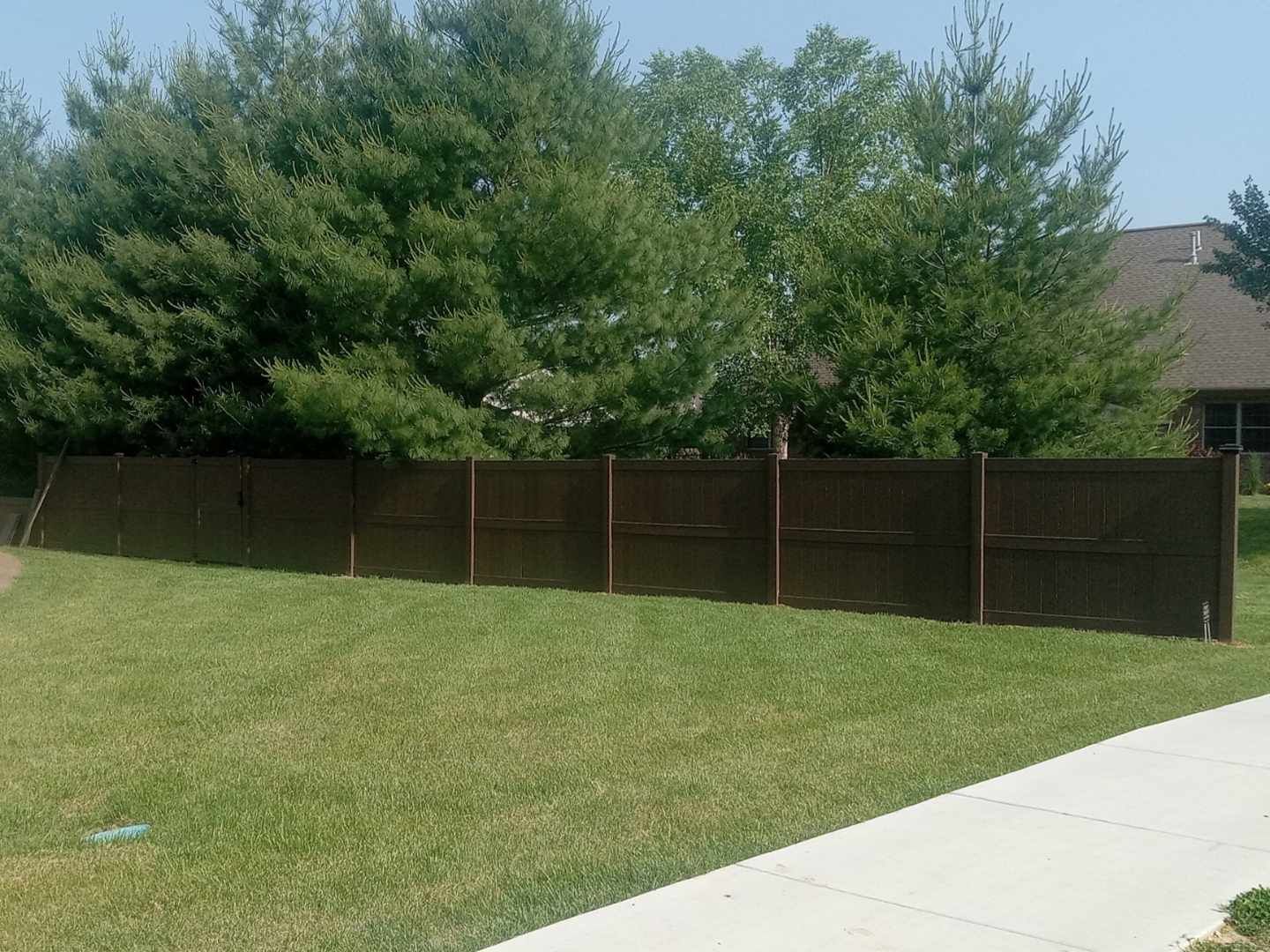 vinyl fencing